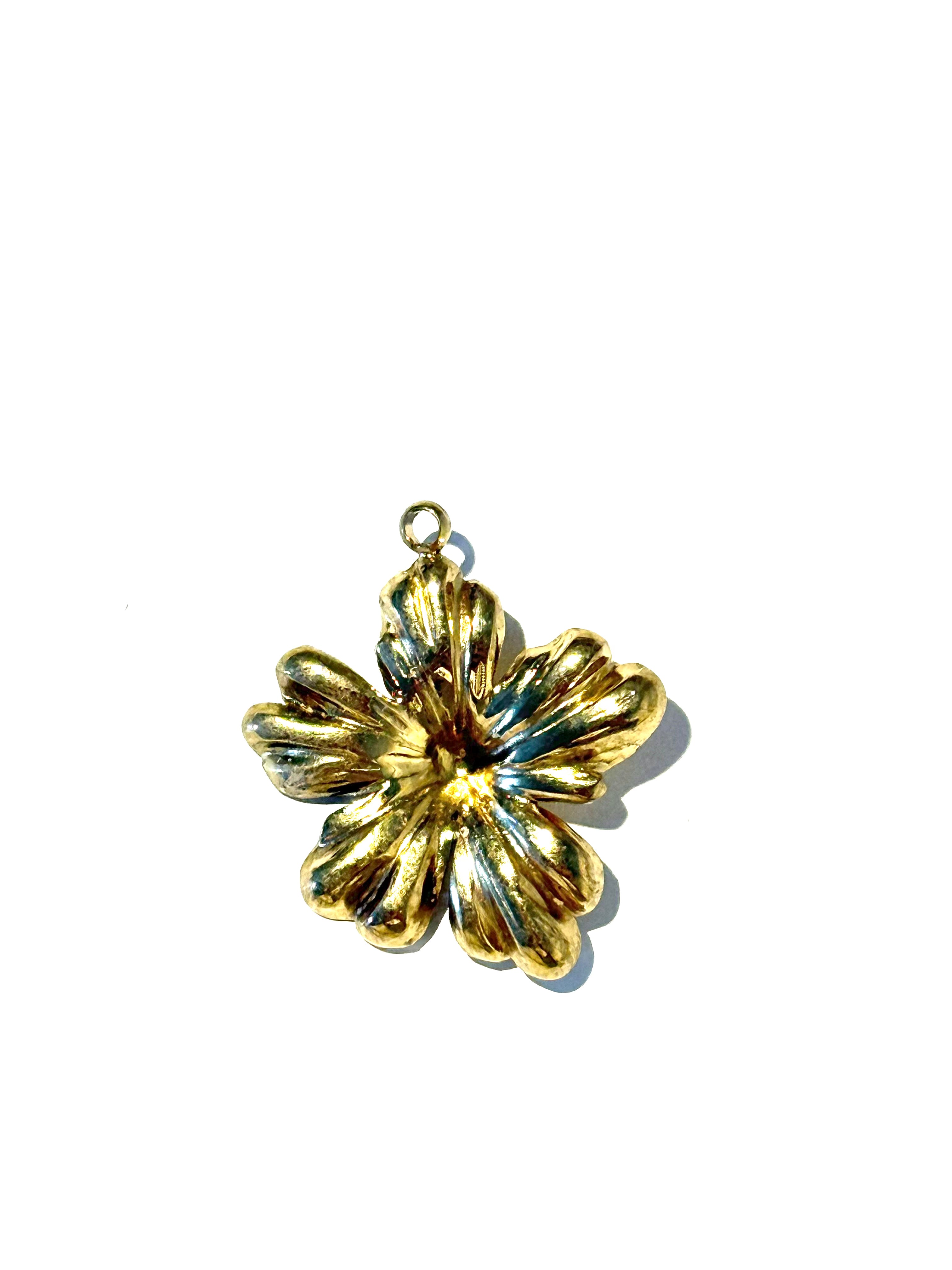 Lumi Bloom Charm