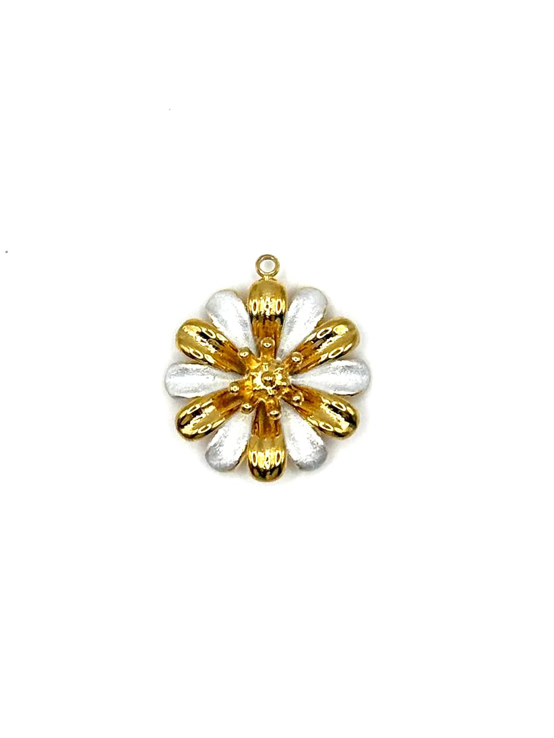 Daisy Bloom Charm